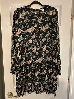 Knox Rose Dark Green Floral Long-Sleeve Tiered Dress